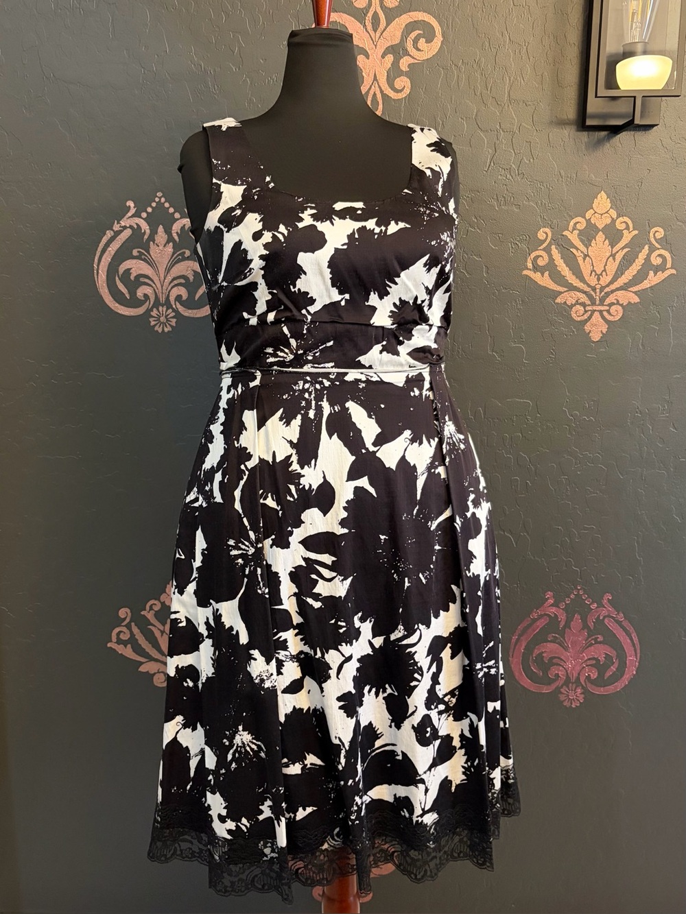 Ann Taylor Black and White Floral Midi Dress